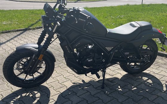 Dringend Vorbestellen - Lieferzeiten sind immer lang - Die 125er C2 von Zontes - Bild 5