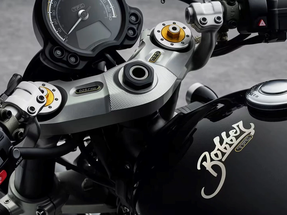 Triumph präsentiert die exklusive neue Bonneville Bobber TFC Bild 1: Triumph präsentiert die exklusive neue Bonneville Bobber TFC