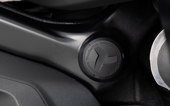 Wunderlich Rahmenstopfen für die BMW R 1300 GS und R 1300 GS Adventure - Bild 4