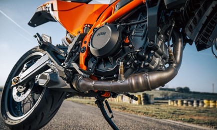 ...Zuwachs im Supermoto-Segment....