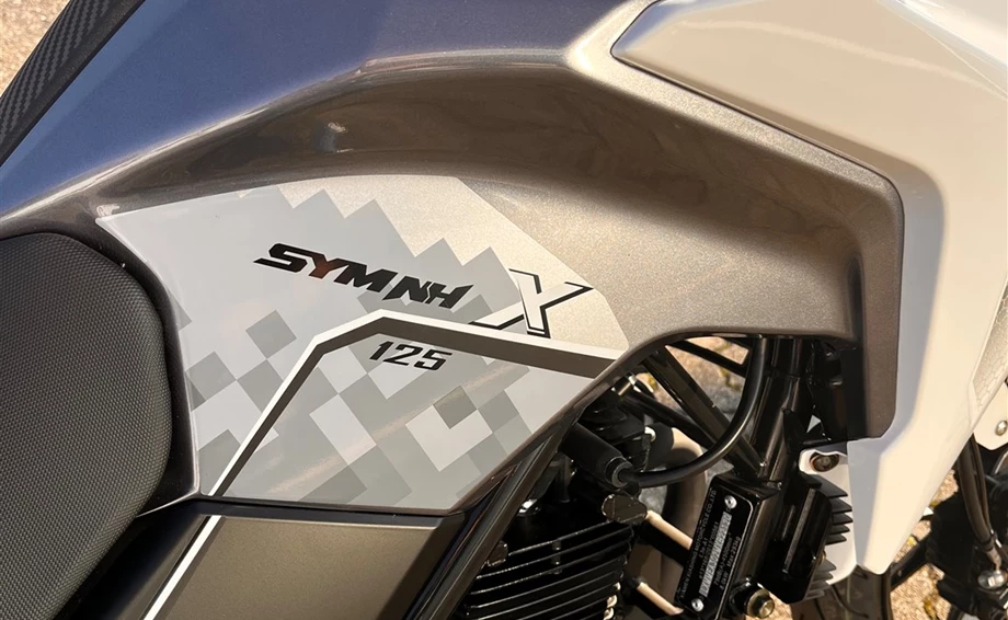 SYM 125 NH-X Naked Bike zum Geburtstags Aktionspreis Bild 5: SYM 125 NH-X Naked Bike zum Geburtstags Aktionspreis