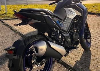 SYM 125 NH-X Naked Bike zum Geburtstags Aktionspreis