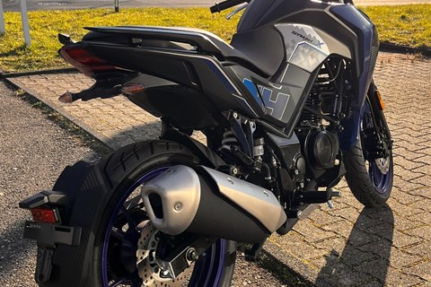 Auto Center Brenner GmbH-News: SYM 125 NH-X Naked Bike zum Geburtstags Aktionspreis