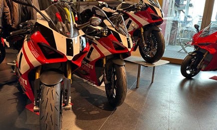 Panigale V2 Final Edition ----- NEU EINGETROFFEN! Panigale V2 Final Edition ----- NEU EINGETROFFEN!