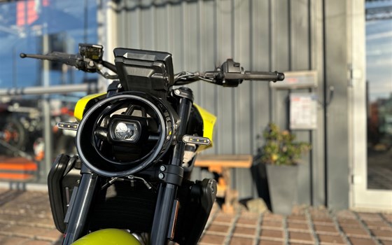 HQV VITPILEN 801 EINGETROFFEN - Bild 9