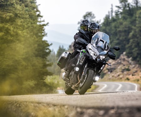 Versys 1100 kommt mit mehr Hubraum, Power und Drehmoment | Kawasaki