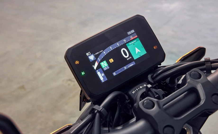 Honda Semmler - CB1000 Hornet SP eingetroffen Bild 4: Honda Semmler - CB1000 Hornet SP eingetroffen