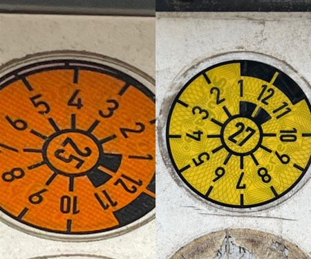 Aus Orange wird Gelb - die neue TÜV Plaketten Farbe 2025