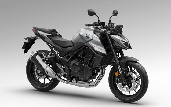 Honda Hornet 750 / Modell 2025 / bei Tempo-Zweirad-Treff GmbH in Nettetal-Kaldenkirchen - Bild 19