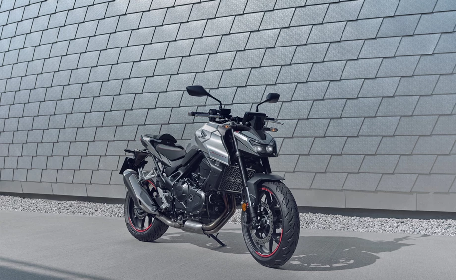 Honda Hornet 750 / Modell 2025 / bei Tempo-Zweirad-Treff GmbH in Nettetal-Kaldenkirchen Bild 7: Honda Hornet 750 / Modell 2025 / bei Tempo-Zweirad-Treff GmbH in Nettetal-Kaldenkirchen