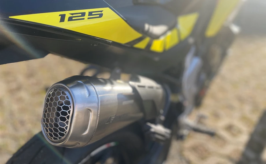 FANTIC STEALTH 125 Bild 3: FANTIC STEALTH 125