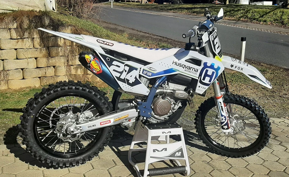 Girl Power mit Beauty Biest sind für die MX-Strecken bereit! Bild 2: Girl Power mit Beauty Biest sind für die MX-Strecken bereit!