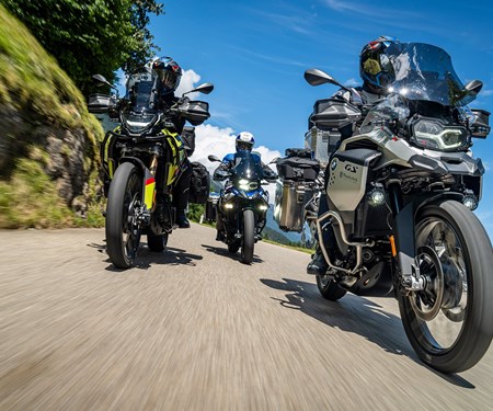 Die Wunderlich Heck-Universalhalterung für die CLICK BAGs 