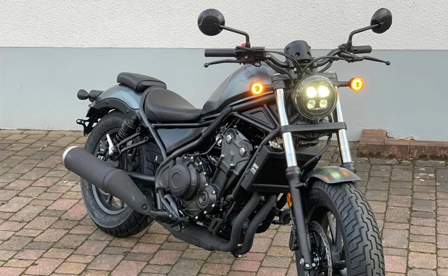 CMX500 Rebel Modell 2025 - bald als Vorführfahrzeug bei uns verfügbar!  Bild 1: CMX500 Rebel Modell 2025 - bald als Vorführfahrzeug bei uns verfügbar!