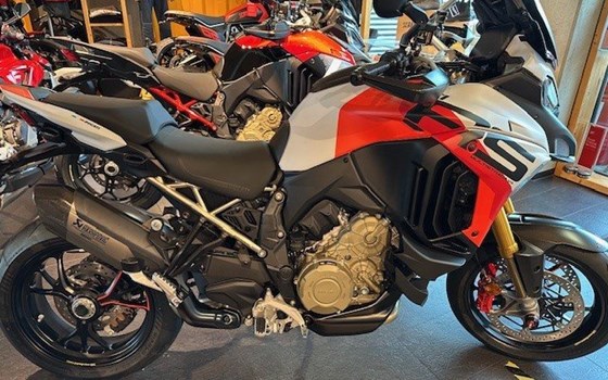 Multistrada V4 RS und V4 Pikes Peak! - Bild 1