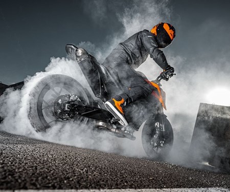 THE ORIGINAL SCALPEL GETS A SHARPENING FOR 2025