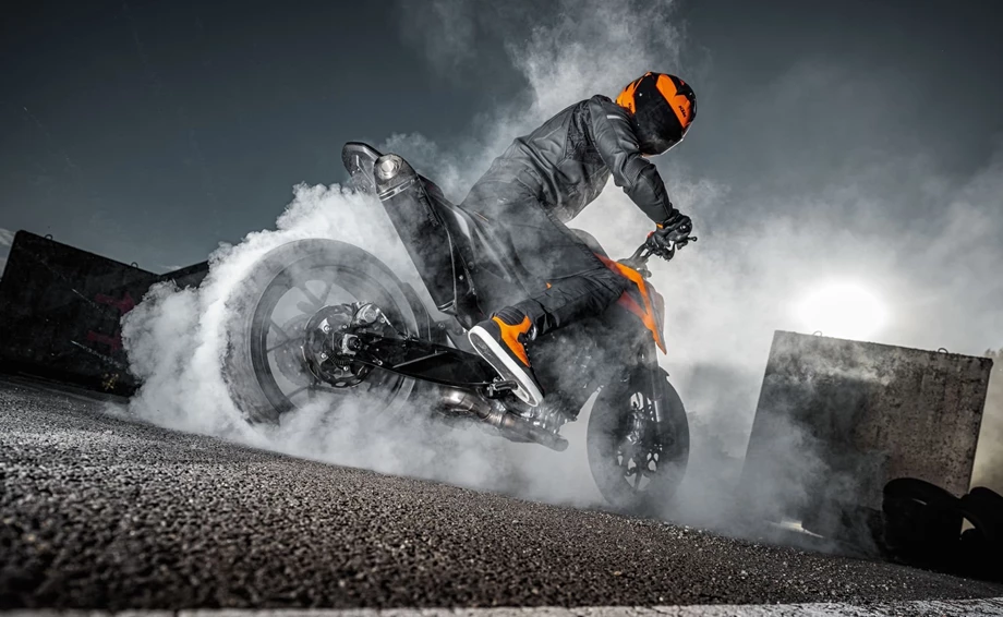 THE ORIGINAL SCALPEL GETS A SHARPENING FOR 2025 Bild 1: THE ORIGINAL SCALPEL GETS A SHARPENING FOR 2025