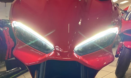 Die neue 2025 DUCATI Panigale V2 !  Die neue 2025 DUCATI Panigale V2 !