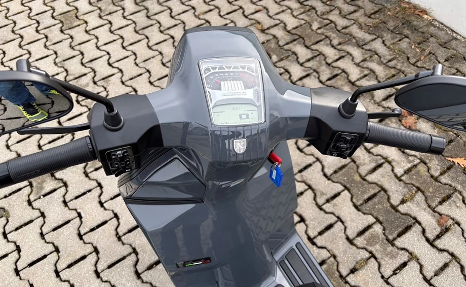 NEU 2025 LAMBRETTA Roller eingetroffen  Bild 5: NEU 2025 LAMBRETTA Roller eingetroffen