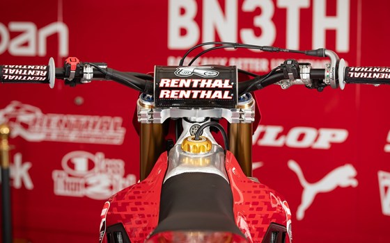 Ducati und Troy Lee Designs kooperieren im AMA Supercross-Paddock, um die Einführung der Desmo450 MX in den USA vorzubereiten - Bild 5