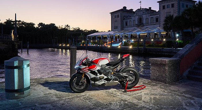 Panigale V4 Tricolore: Ein Sammler-Motorrad, um „Made in Italy“ zu würdigen