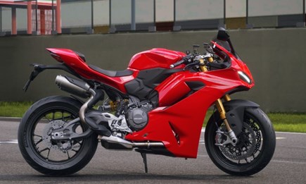 Die neue Panigale V2, ab Lager lieferbar! Die neue Panigale V2, ab Lager lieferbar!