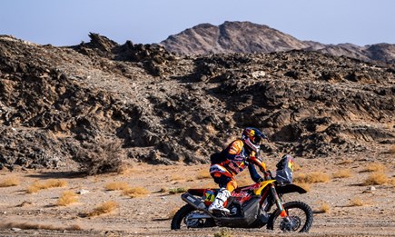 LUCIANO BENAVIDES FASTEST ON DAKAR STAGE NINE