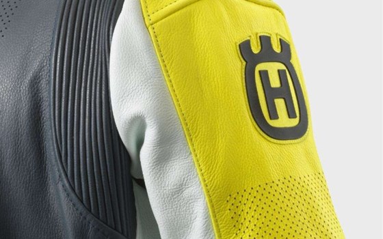 Leder gefragt?? - Bild 2