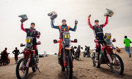 DANIEL SANDERS VICTORIOUS AT 2025 ABU DHABI DESERT CHALLENGE