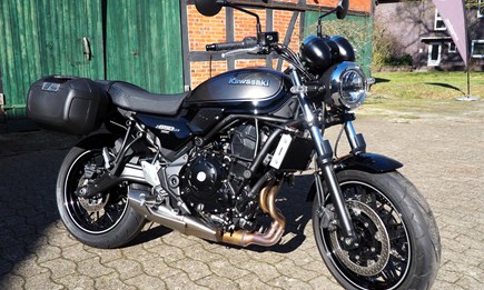 Kawasaki Z 650 RS im Neuzustand!