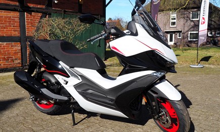 Die Kymco´s sind da. 