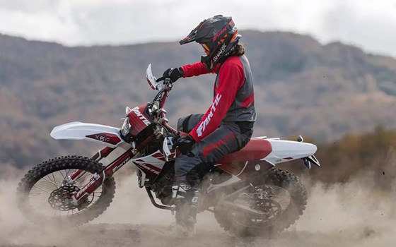 XEF 125 Competition  - Bild 1