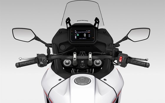 Honda XL750 Transalp / Modell 2025 / bei Tempo-Zweirad-Treff GmbH in Nettetal-Kaldenkirchen - Bild 22