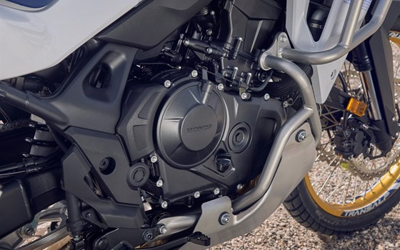 Honda XL750 Transalp / Modell 2025 / bei Tempo-Zweirad-Treff GmbH in Nettetal-Kaldenkirchen - Bild 8