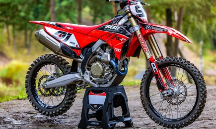 cc-r goes Off-road! cc-r goes Off-road!