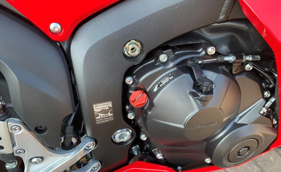 Die neue Honda CBR600RR 2025 ausgestattet mit dem Sport-Packet Bild 5: Die neue Honda CBR600RR 2025 ausgestattet mit dem Sport-Packet