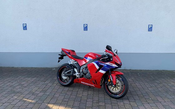 Die neue Honda CBR600RR 2025 ausgestattet mit dem Sport-Packet - Bild 1