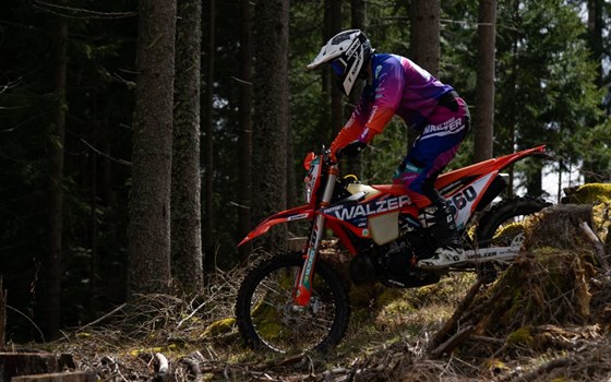 WALZER RACING TEAM MIT STARKEM AUFTRITT BEI SAISONAUFTAKT IN MÖDERBRUGG - Bild 5 WALZER RACING TEAM MIT STARKEM AUFTRITT BEI SAISONAUFTAKT IN MÖDERBRUGG - Bild 5