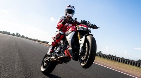 Entdecke die neue Streetfighter V2