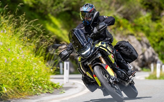 Wunderlich AKTIVKOMFORT Sitzbank für Fahrer und Beifahrer der BMW F 900 GS - Bild 5