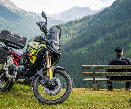 Wunderlich AKTIVKOMFORT Sitzbank für Fahrer und Beifahrer der BMW F 900 GS
