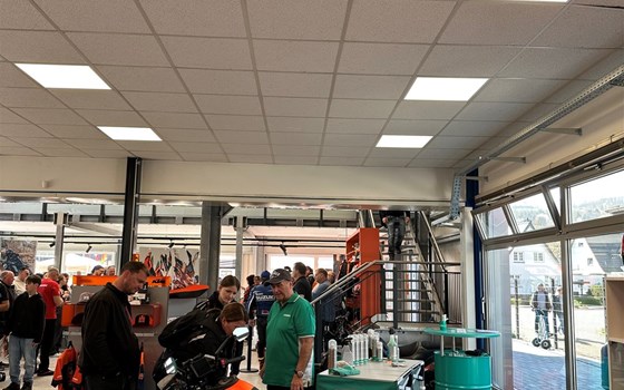 Eindrücke vom 12.04.2025 Einweihung Showroom mit Rok Bagoros - Bild 24