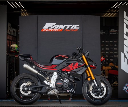 Fantic enthüllt die Stealth Canet 44: Treibstoff für den Rebellen -Limited Edition 