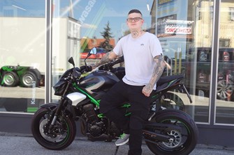 Zwei Räder, eine Leidenschaft Kawasaki Z 900!
