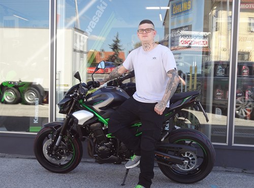 NEWS Zwei Räder, eine Leidenschaft Kawasaki Z 900!