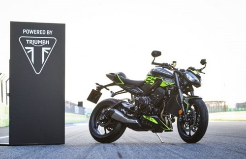Triumph Triple Trophy 2025: ¡Gana una Street Triple 765 RS!