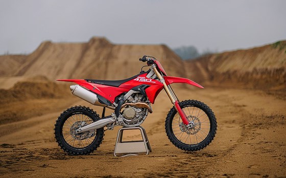 DUCATI Desmo 450 MX - ab sofort bei Moto-Point - Bild 2