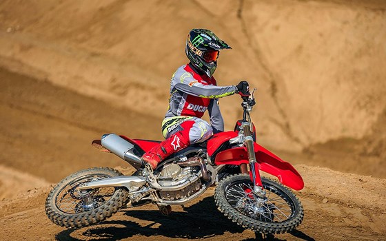 DUCATI Desmo 450 MX - ab sofort bei Moto-Point - Bild 1