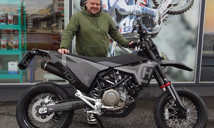  Du sollst entweder Gas geben oder bremsen, aber niemals sollst du rollen.