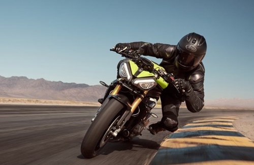Speed Triple 1200 RX: máxima deportividad Triumph de edición limitada